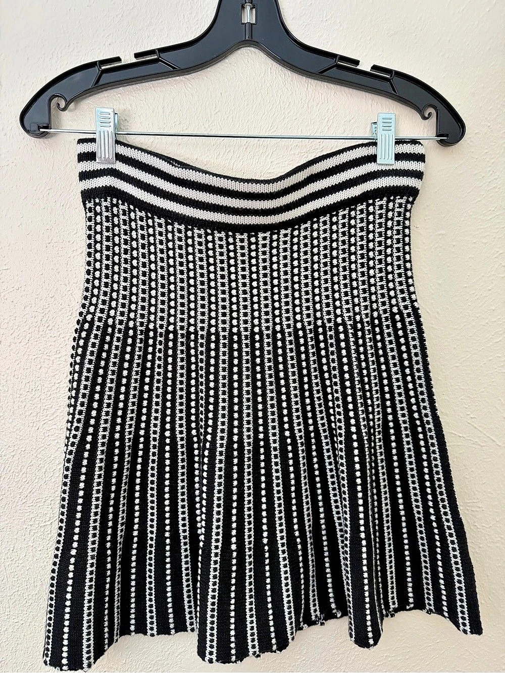 Catherine Malandrino Striped Mini Skirt in Black & White Size Small Like New